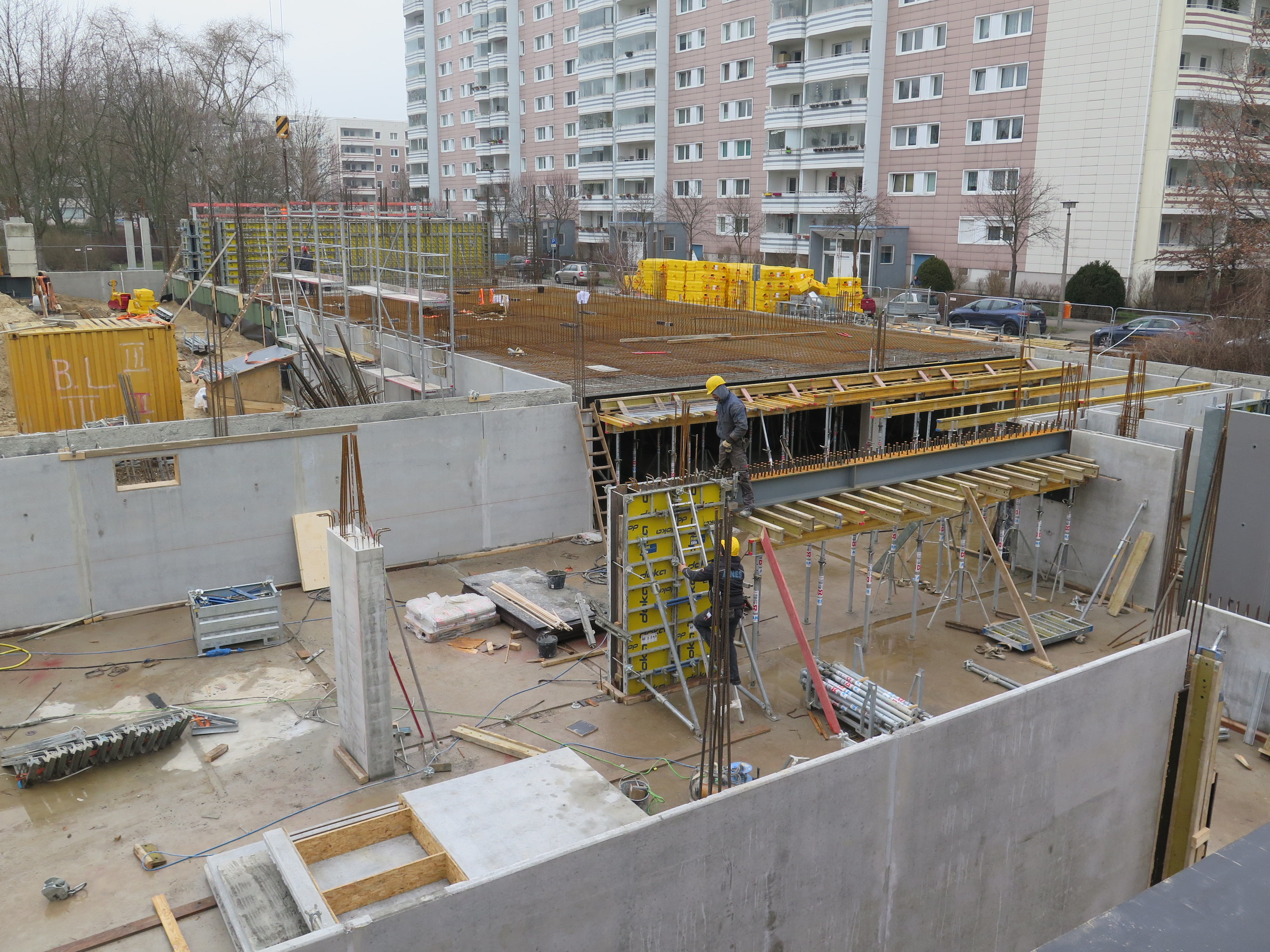 Schwimmhalle Kirschbergstra�e im Bau